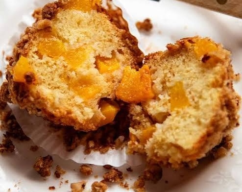 Easy Peach Muffins With Crumble Topping suggested serving
