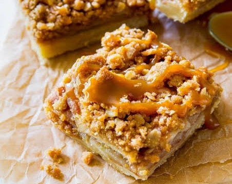 Easy Cinnamon Apple Crisp Bars with Salted Caramel top view